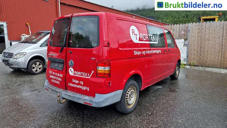 VW Transporter / Caravelle 2009-2015 (Fase 2) (T5) (T5), Motorkode: BRS, Girkassekode: 