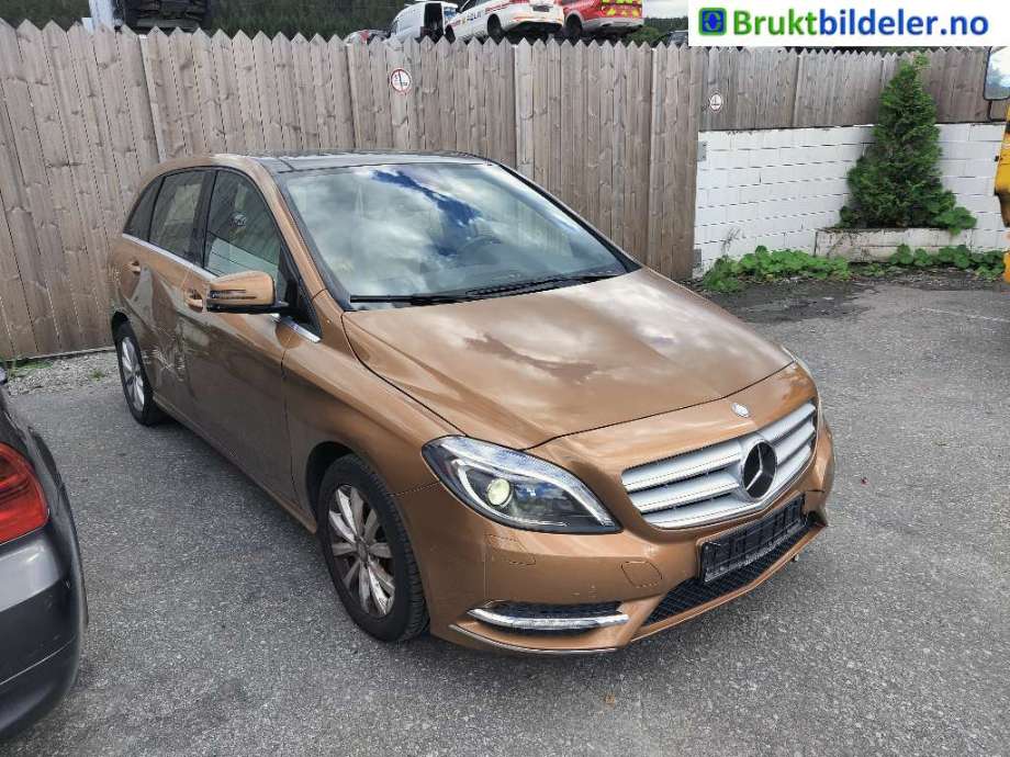 Mercedes B-Klasse 2011-2018 (W246) (W246), Motorkode: M270.910, Girkassekode: 72400200050152