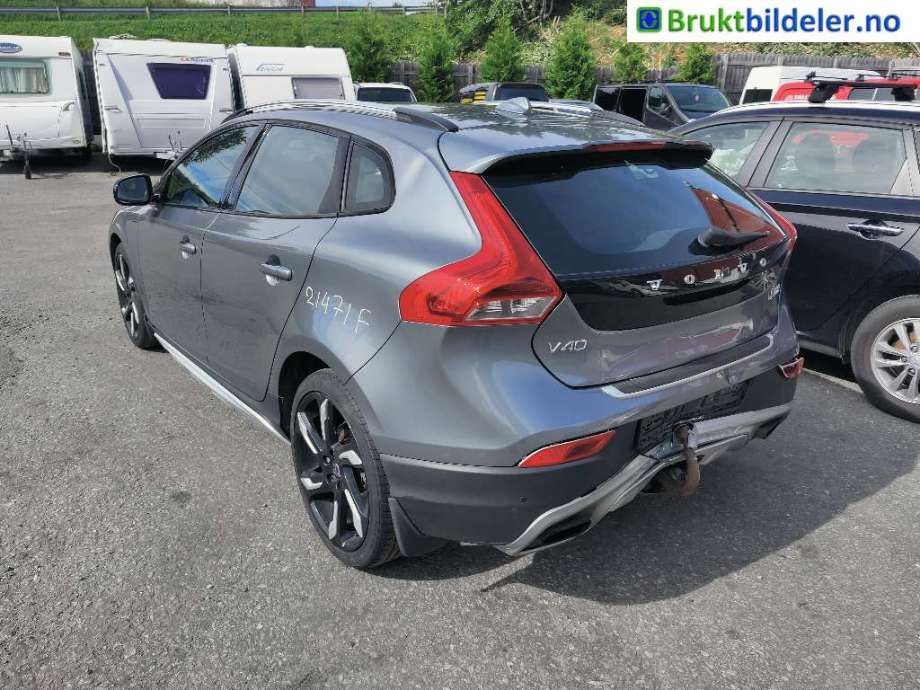 Volvo V40 2012-2019 , Motorkode: D4162T, Girkassekode: 6-MAN 2WD / B6