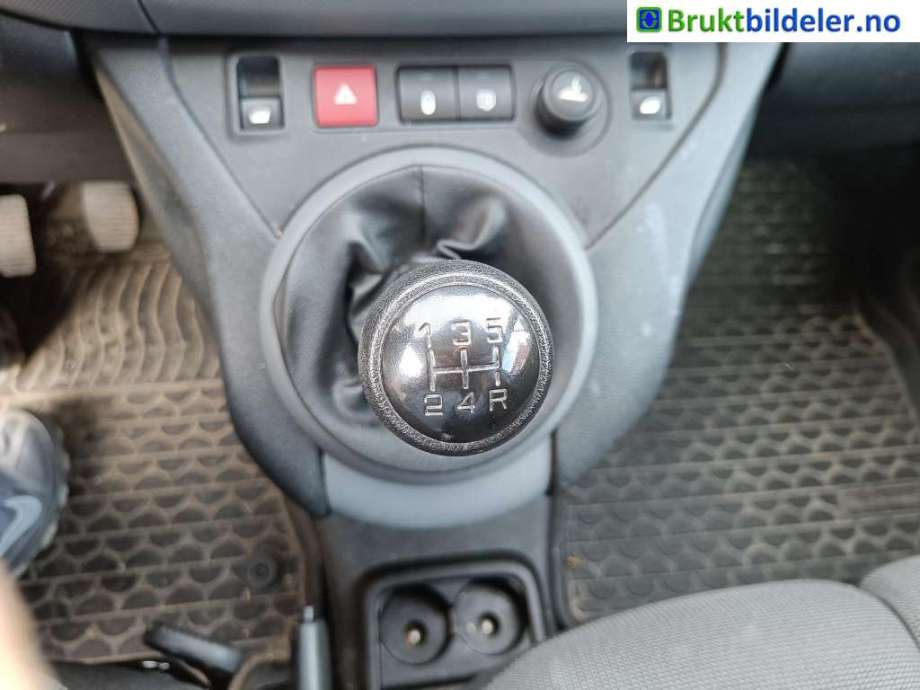 Peugeot Partner 2015-2019 (Type II, Fase 2) , Motorkode: BHY, Girkassekode: 