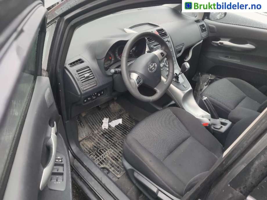 Toyota Auris 2010-2012 (Type I, Fase 2) , Motorkode: 1ND-TV, Girkassekode: 