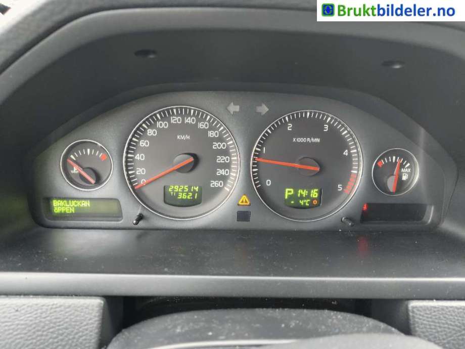 Volvo XC90 2002-2006 (Type I, Fase 1) , Motorkode: D5244T, Girkassekode: AW51AWD