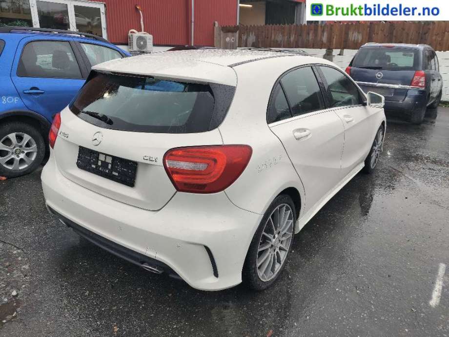 Mercedes A-Klasse 2012-2018 (W176) (W176), Motorkode: OM607.951, Girkassekode: 724020