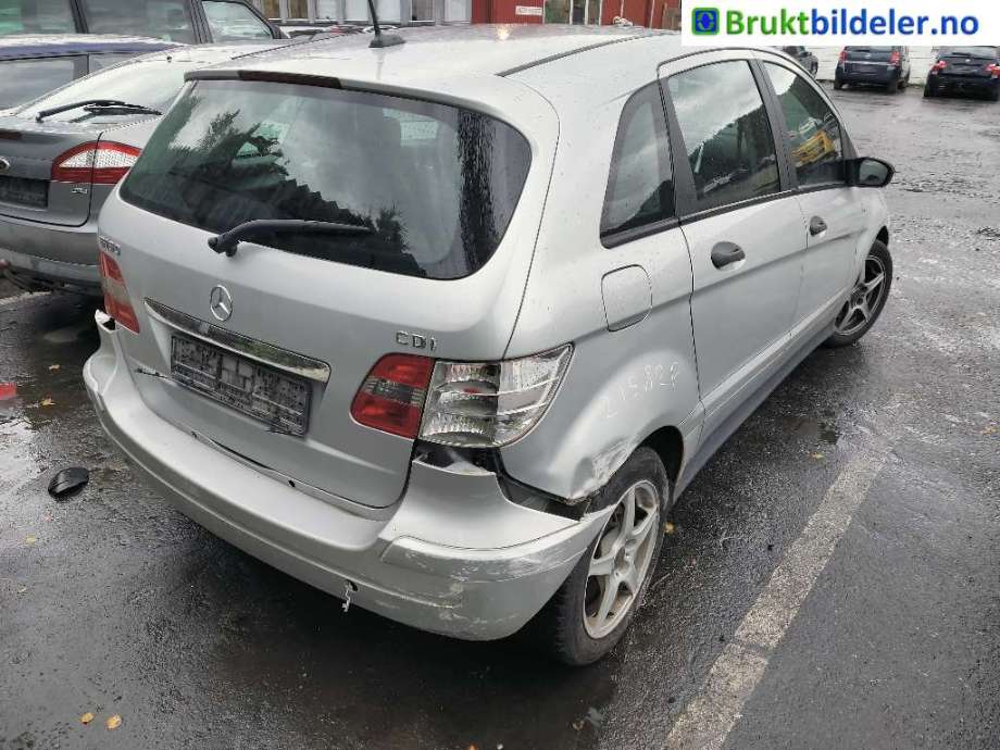 Mercedes B-Klasse 2008-2011 (Fase 2) (W245) (W245), Motorkode: OM640.940, Girkassekode: 722.800
