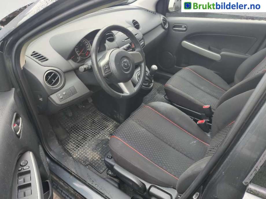 Mazda 2 2011-2014 (Type II, Fase 2) , Motorkode: ZJ-VE, Girkassekode: 