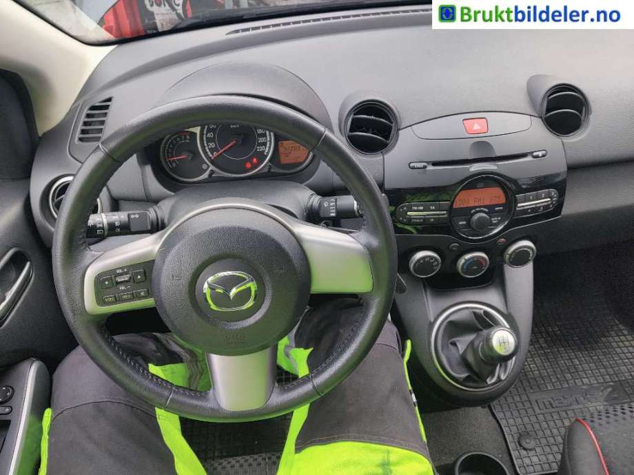 Mazda 2 2011-2014 (Type II, Fase 2) , Motorkode: ZJ-VE, Girkassekode: 