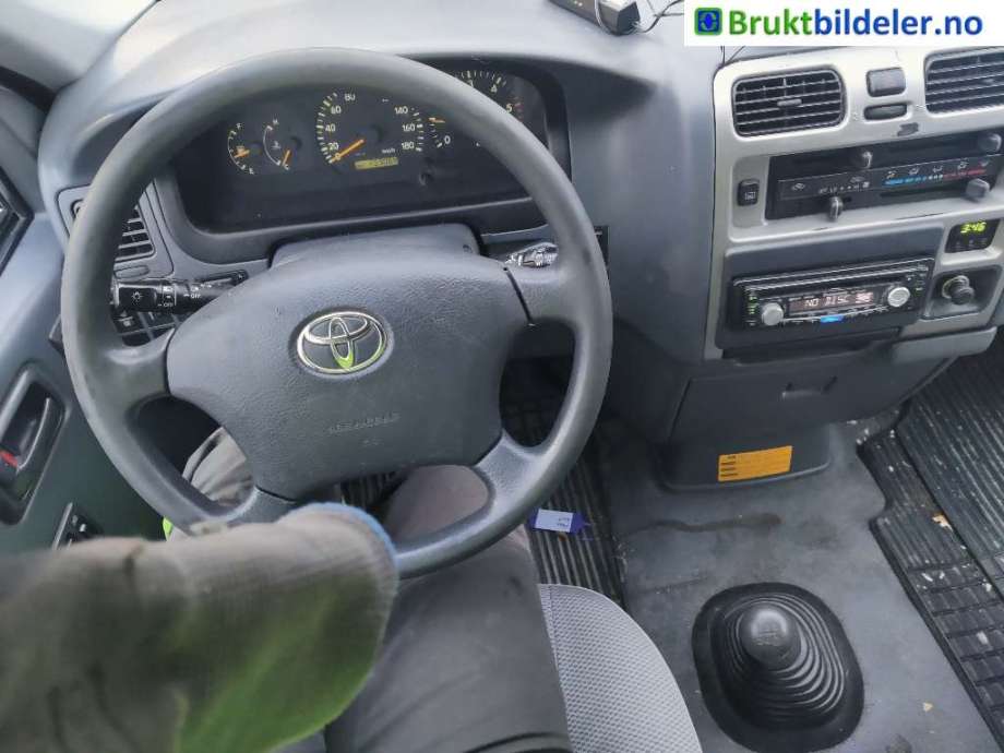 Toyota Hiace 2007-2012 (Fase 3) , Motorkode: 2KD-FTV, Girkassekode: