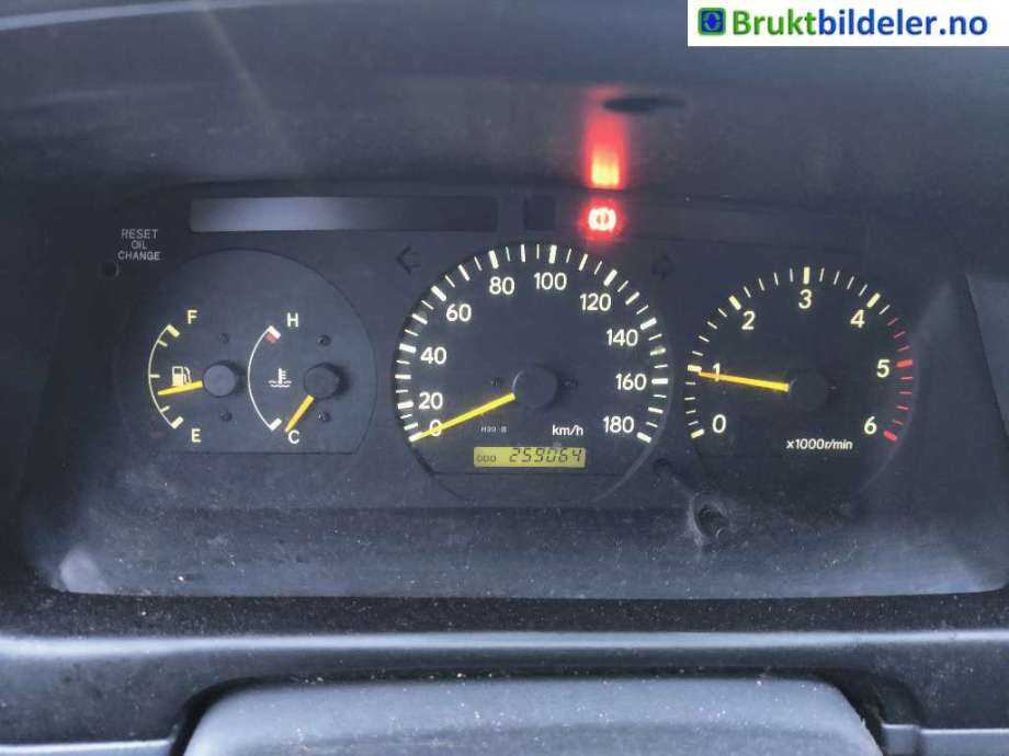Toyota Hiace 2007-2012 (Fase 3) , Motorkode: 2KD-FTV, Girkassekode: