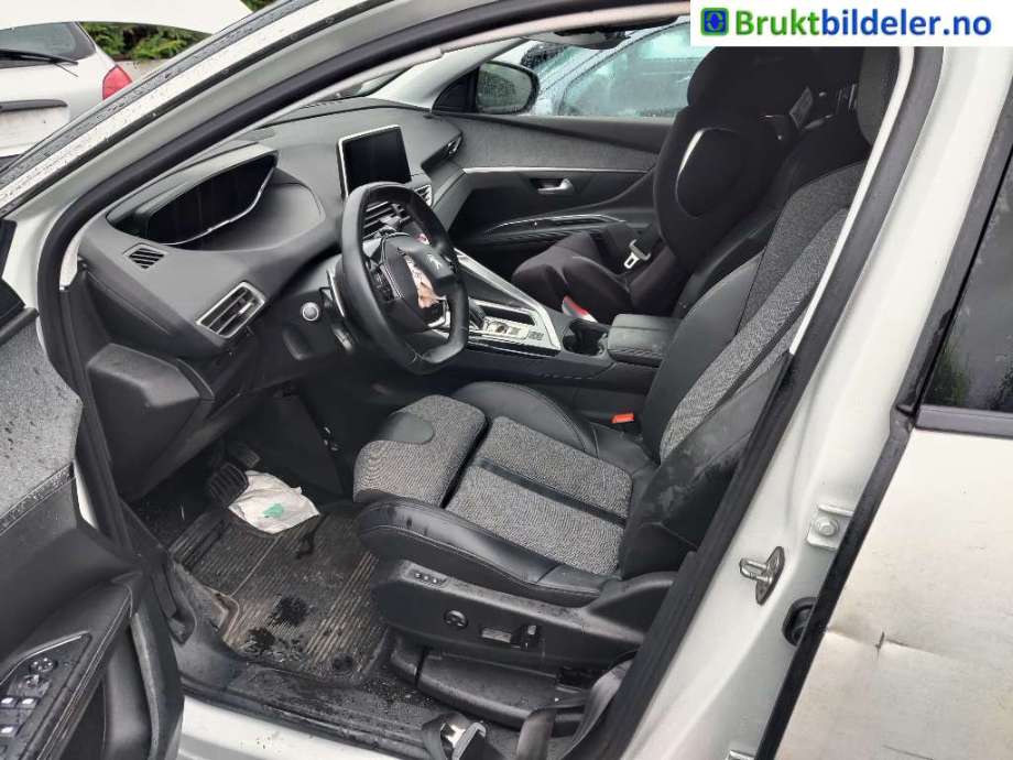 Peugeot 5008 2017-->> (Type II) , Motorkode: YHZ, Girkassekode: 8-TRINNS STT