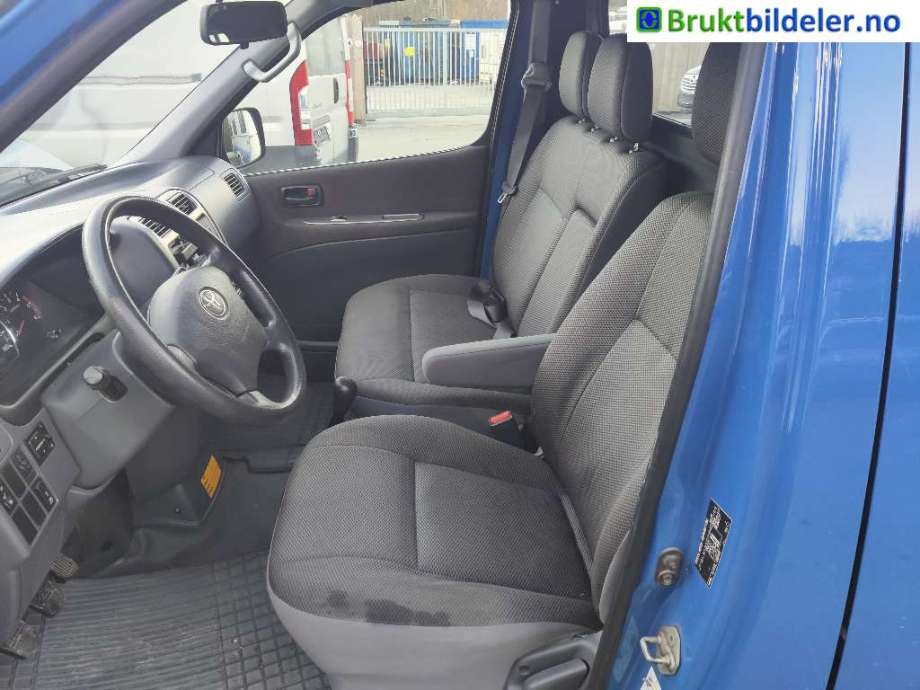 Toyota Hiace 2007-2012 (Fase 3) , Motorkode: 2KD-FTV, Girkassekode: 