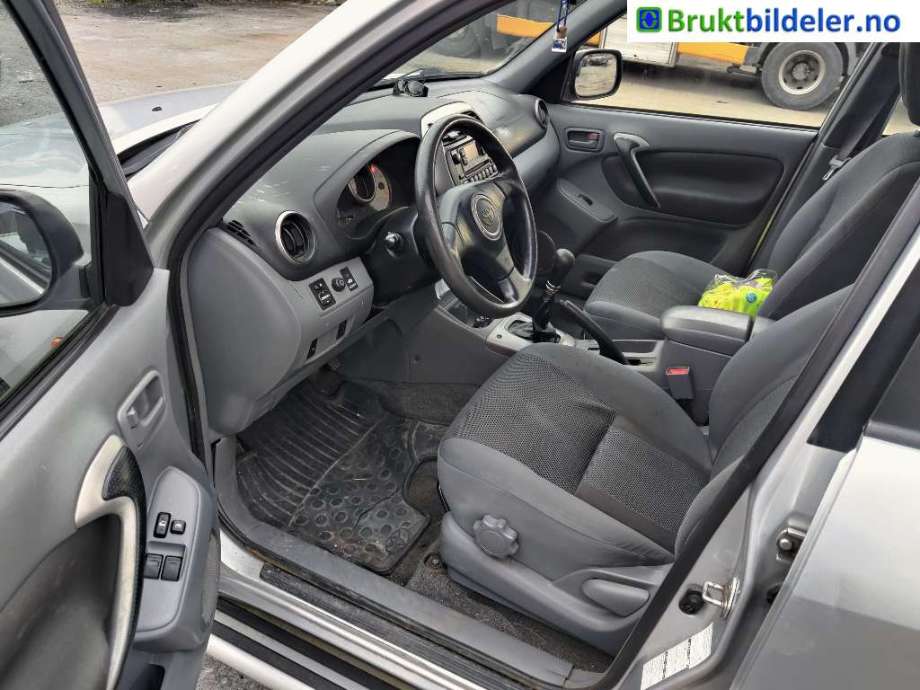 Toyota RAV4 2000-2006 (Type II) , Motorkode: 1AZ-FE, Girkassekode: 