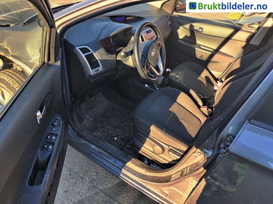 Hyundai i20 2009-2014 (Type I) , Motorkode: G4LA, Girkassekode: PBT1