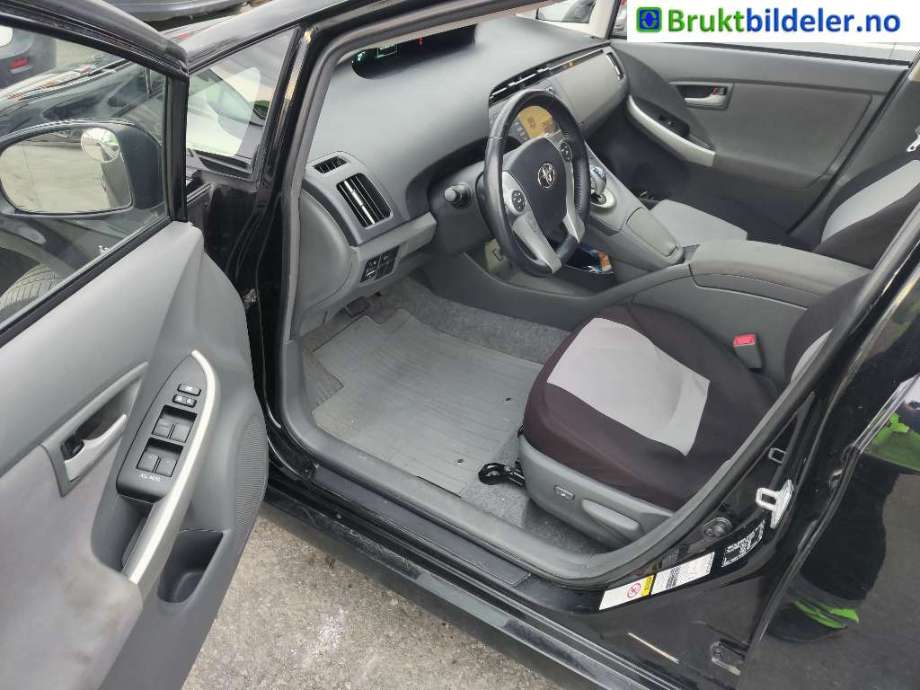 Toyota Prius 2009-2016 (Type III) (COMBI) (COMBI), Motorkode: 2ZR-FXE, Girkassekode: 