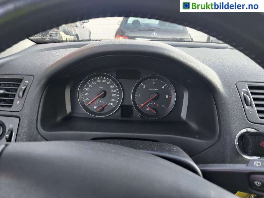 Volvo V50 2007-2012 (Fase 2) , Motorkode: D4164T, Girkassekode: MTX75