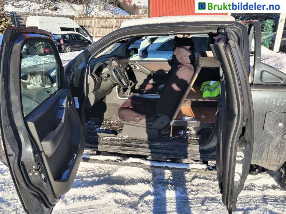 Nissan Navara 2005-2010 (Fase 1) (D40) (D40), Motorkode: YD25DDTI, Girkassekode: 