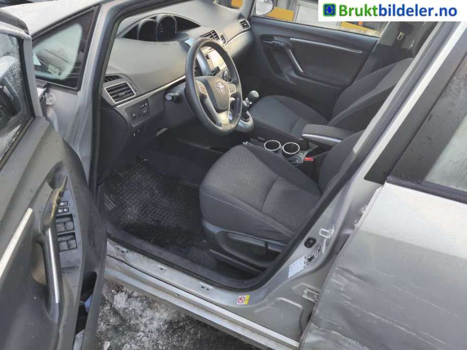 Toyota Verso 2009-2016 (Type III) , Motorkode: 1AD-FTV, Girkassekode: 