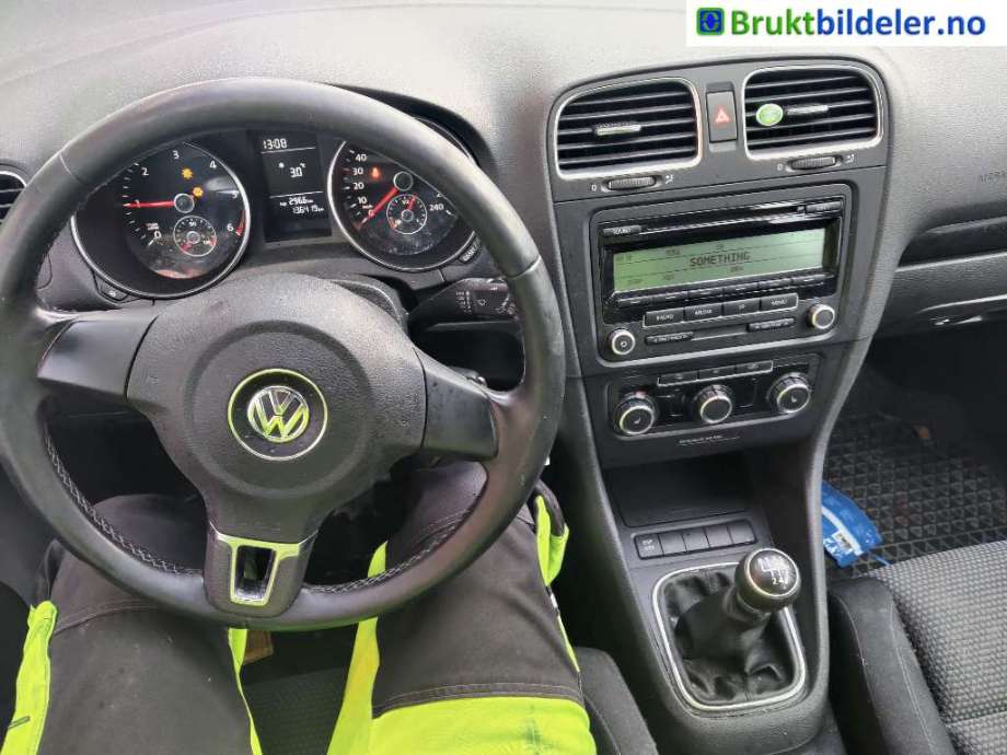 VW Golf VI 2008-2012 , Motorkode: CBDC, Girkassekode: LLL