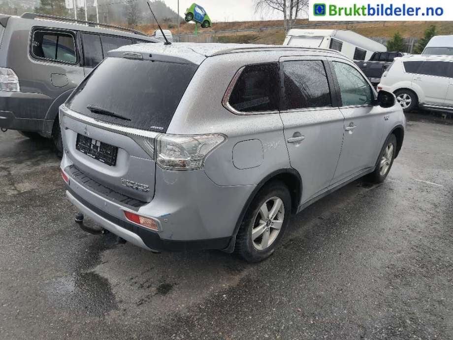 Mitsubishi Outlander 2015-->> (Type III, Fase 2) , Motorkode: 4B11, Girkassekode: 