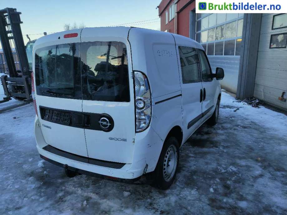 Opel Combo D 2012-2018 , Motorkode: A13FD, Girkassekode: MML
