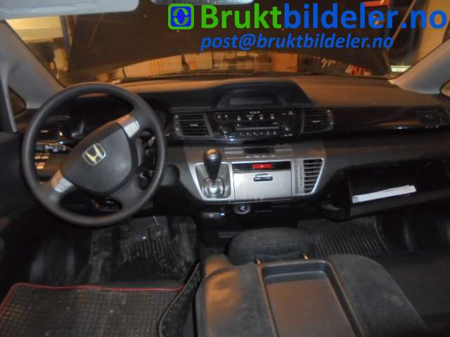 Honda FR-V 2002-2007 , Motorkode: D17A2, Girkassekode: