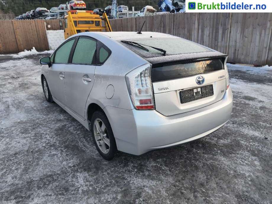 Toyota Prius 2009-2016 (Type III) (COMBI) (COMBI), Motorkode: 2ZR-FXE, Girkassekode:
