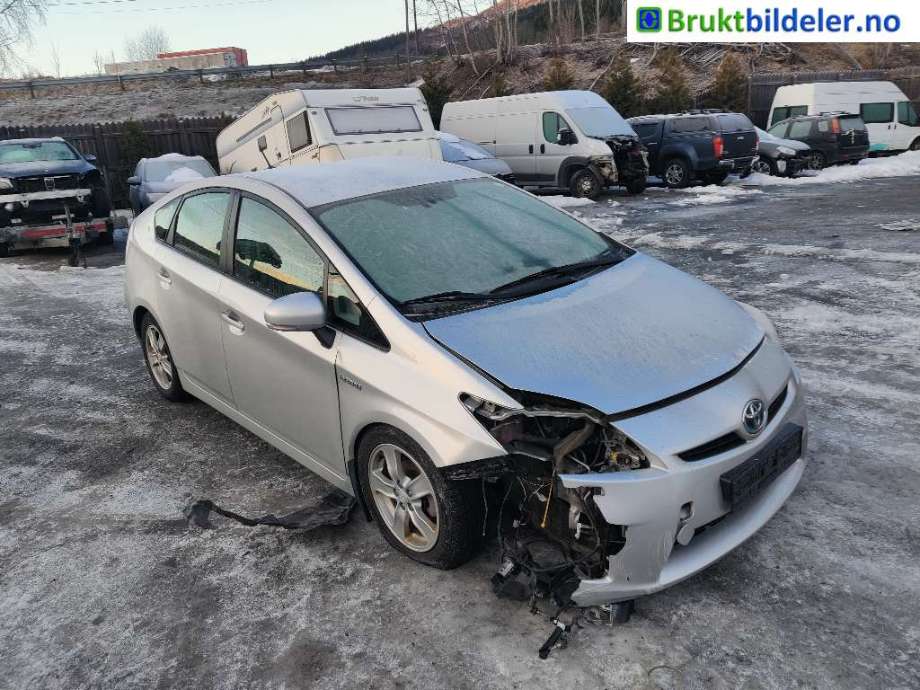 Toyota Prius 2009-2016 (Type III) (COMBI) (COMBI), Motorkode: 2ZR-FXE, Girkassekode: