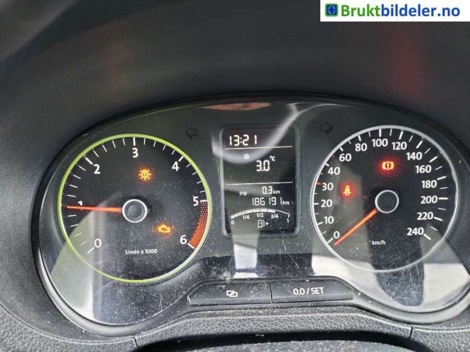 VW Polo 2009-2014 (Type V, Fase 1) , Motorkode: CFWA, Girkassekode: MNY