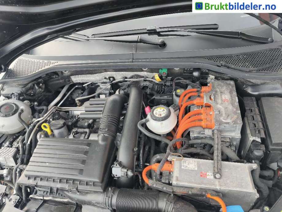 VW Passat 2015-2019 (Fase 1) (B8) (B8), Motorkode: DGEB, Girkassekode: 