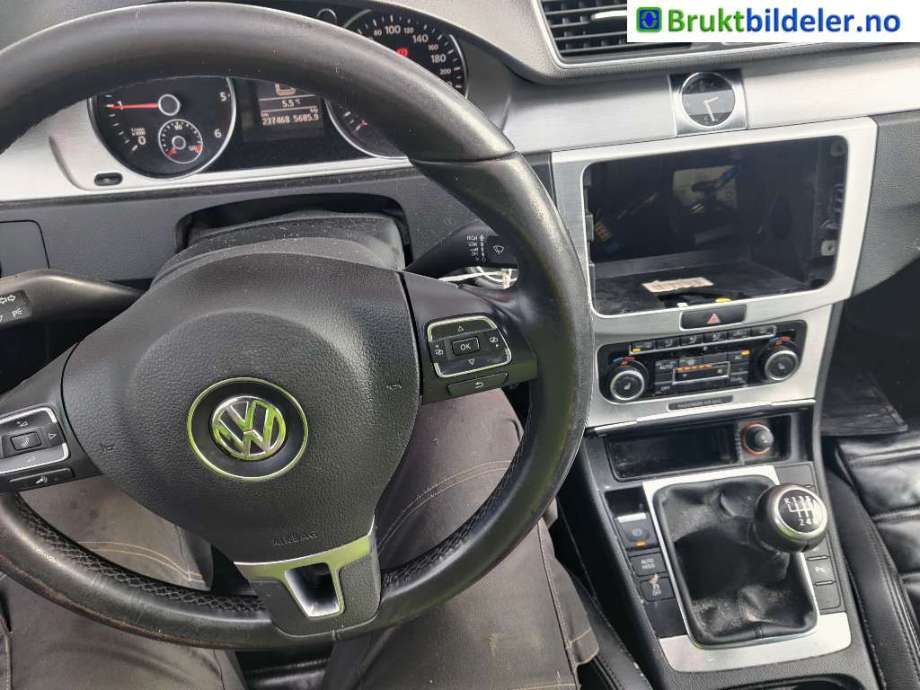 VW Passat 2011-2015 (B7) (B7), Motorkode: CFFB, Girkassekode: LNZ