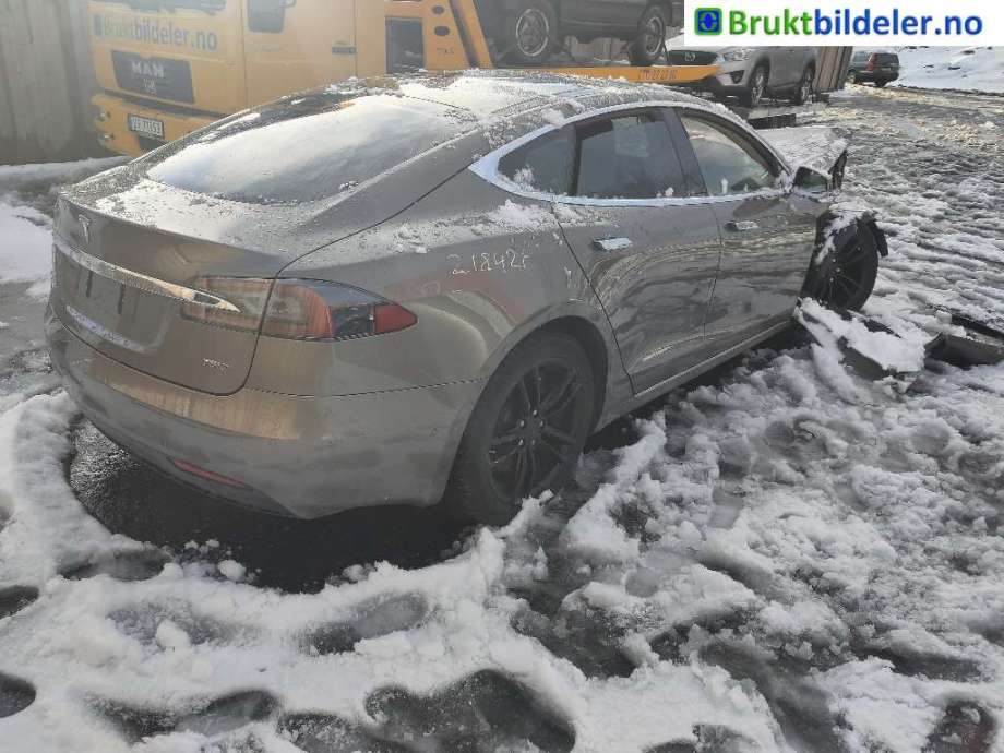 Tesla Model S 2016-2021 (Fase 2) , Motorkode: L2S, Girkassekode: 