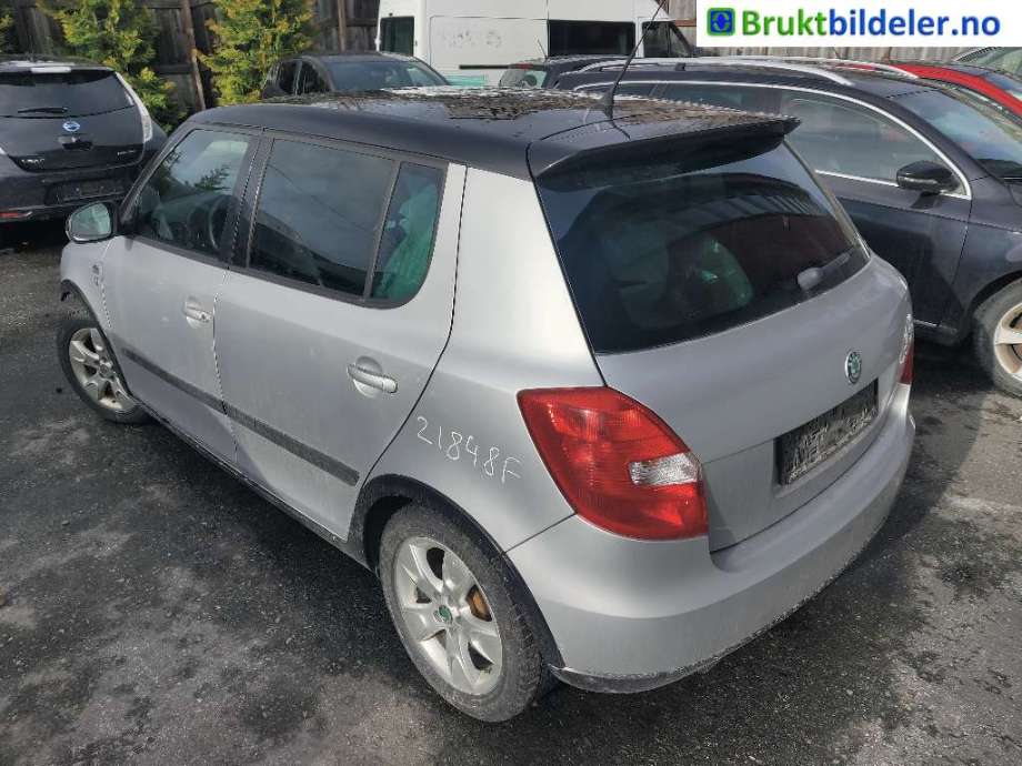 Škoda Fabia 2010-2014 (Type II, Fase 2) , Motorkode: CGPA, Girkassekode: LNR