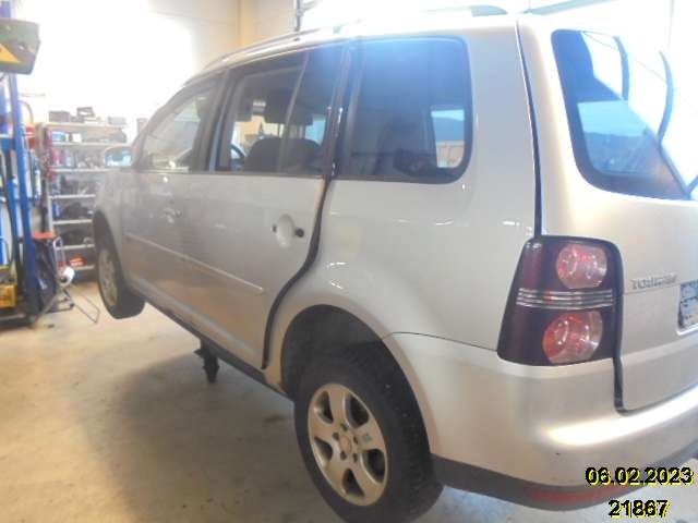 VW Touran 2007-2010 (Type I, Fase 2) , Motorkode: BLS;BXE, Girkassekode: 