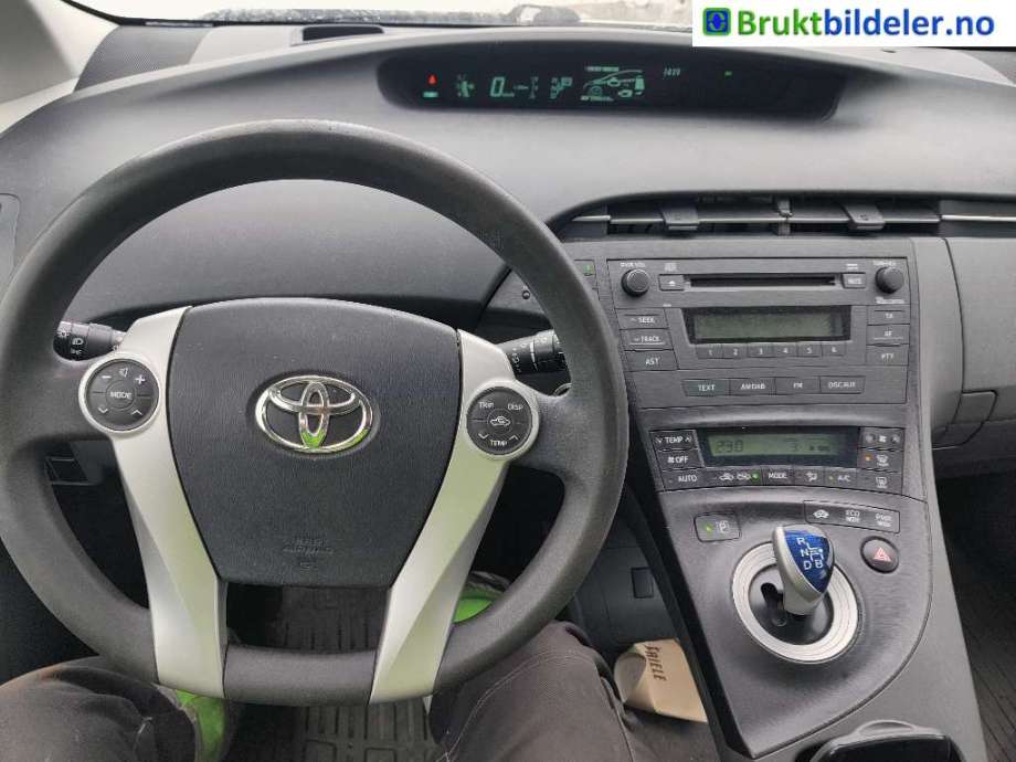 Toyota Prius 2009-2016 (Type III) (COMBI) (COMBI), Motorkode: 2ZR-FXE, Girkassekode: 