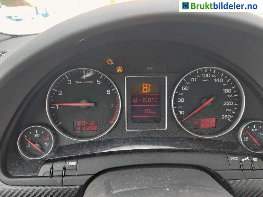 Audi A4 2001-2004 (Type II) (B6) (B6), Motorkode: ALT, Girkassekode: FJP