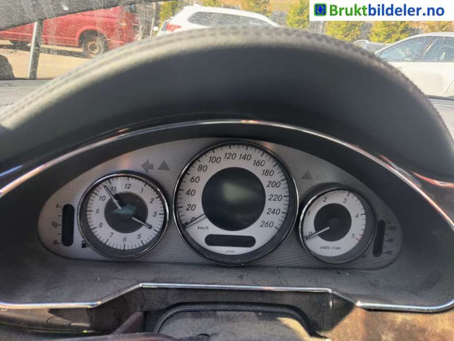 Mercedes CLS 2004-2010 (C219) (C219), Motorkode: OM642.920, Girkassekode: 722.902