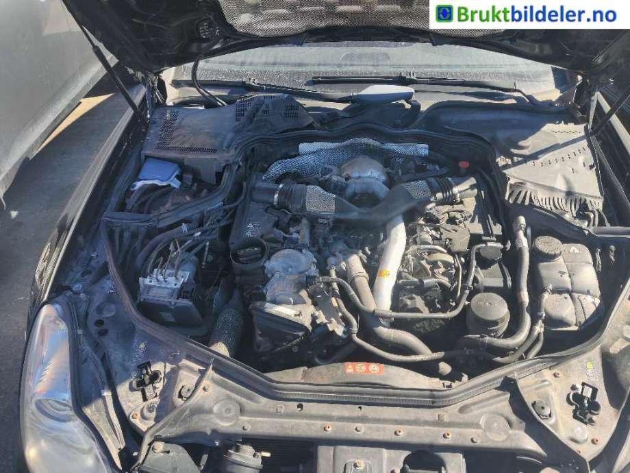 Mercedes CLS 2004-2010 (C219) (C219), Motorkode: OM642.920, Girkassekode: 722.902