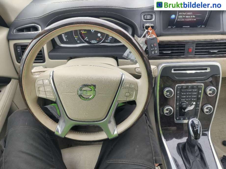 Volvo V70 2014-2016 (Type III, Fase 2) , Motorkode: D4162T, Girkassekode: 6-PSHIFT 2WD / MPS6