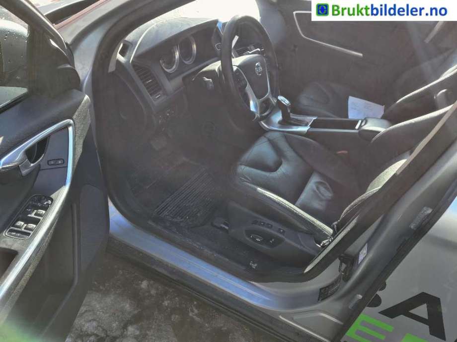 Volvo XC60 2008-2013 (Type I, Fase 1) , Motorkode: D5244T17, Girkassekode: TF-80SC AWD
