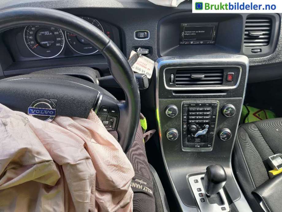 Volvo S60 2010-2014 (Type II, Fase 1) , Motorkode: D4162T, Girkassekode: 6-PSHIFT 2WD