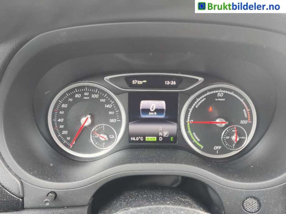 Mercedes B-Klasse 2011-2018 (W246) (W246), Motorkode: EM0004, Girkassekode: 