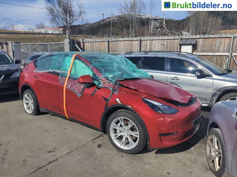 Tesla Model Y 2021-2024 (Type I) , Motorkode: , Girkassekode: 