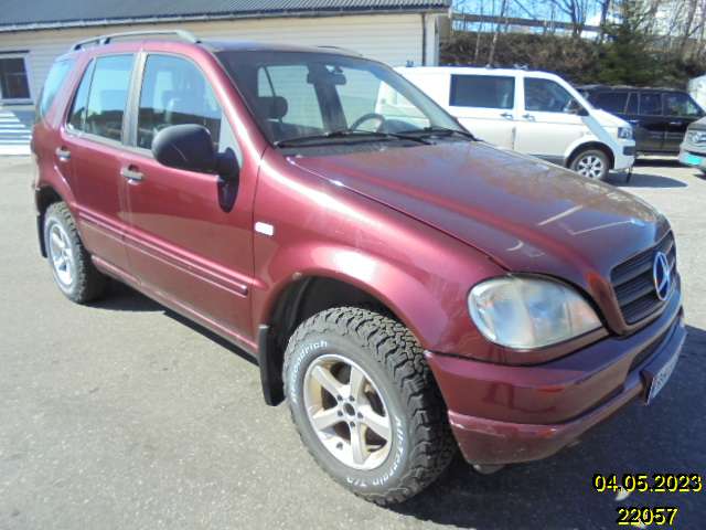 Mercedes ML 1997-2005 (W163) (W163), Motorkode: M111.977, Girkassekode: 