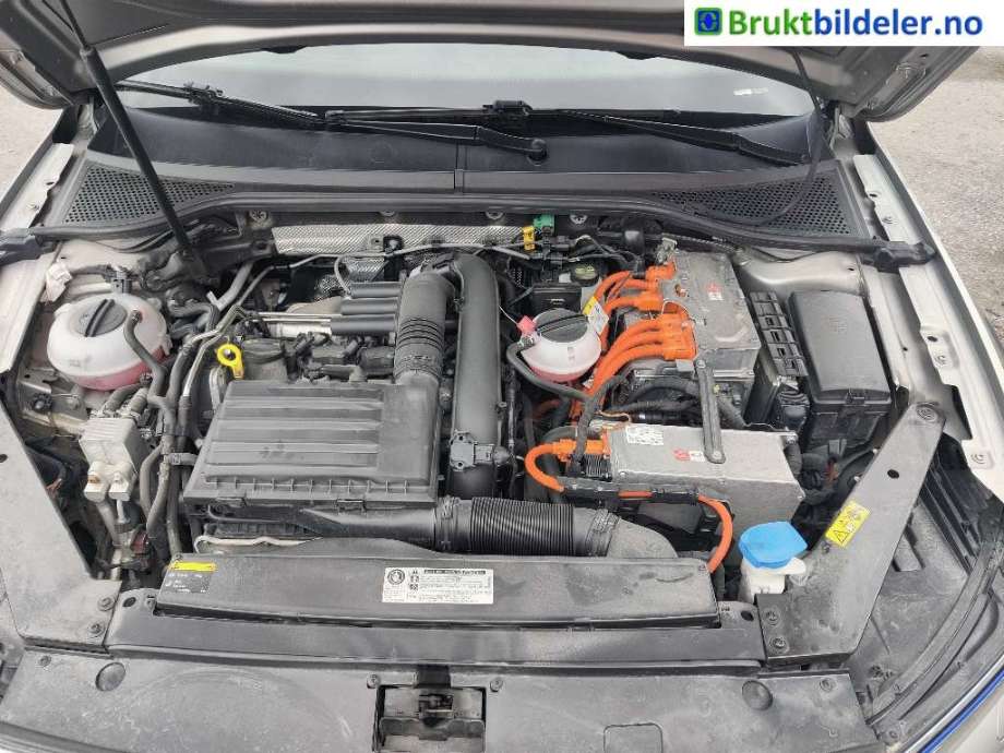VW Passat 2015-2019 (Fase 1) (B8) (B8), Motorkode: CUKC, Girkassekode: 