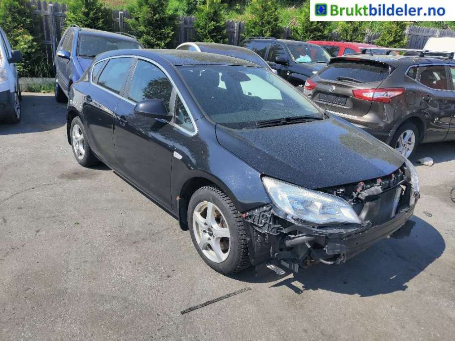 Opel Astra J 2010-2015 , Motorkode: A17DTJ, Girkassekode: MZ4