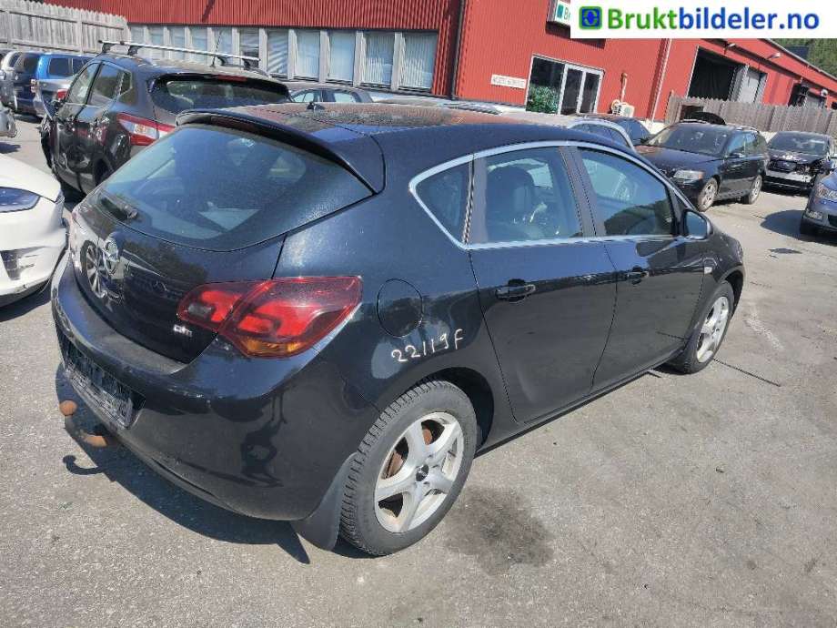 Opel Astra J 2010-2015 , Motorkode: A17DTJ, Girkassekode: MZ4