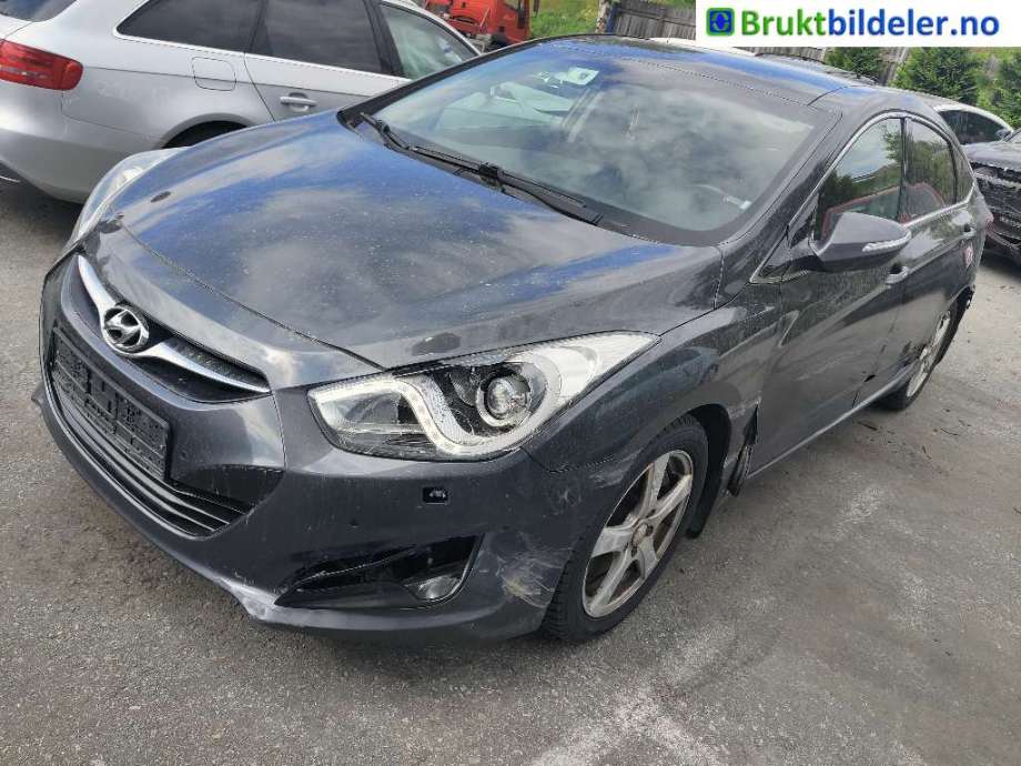 Hyundai i40 2012-2017 , Motorkode: D4FD, Girkassekode: HX07