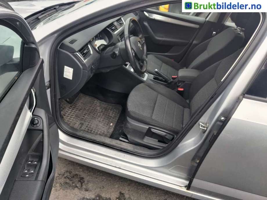 Škoda Octavia 2013-2016 (Type III, Fase 1) , Motorkode: CLHA, Girkassekode: MWW