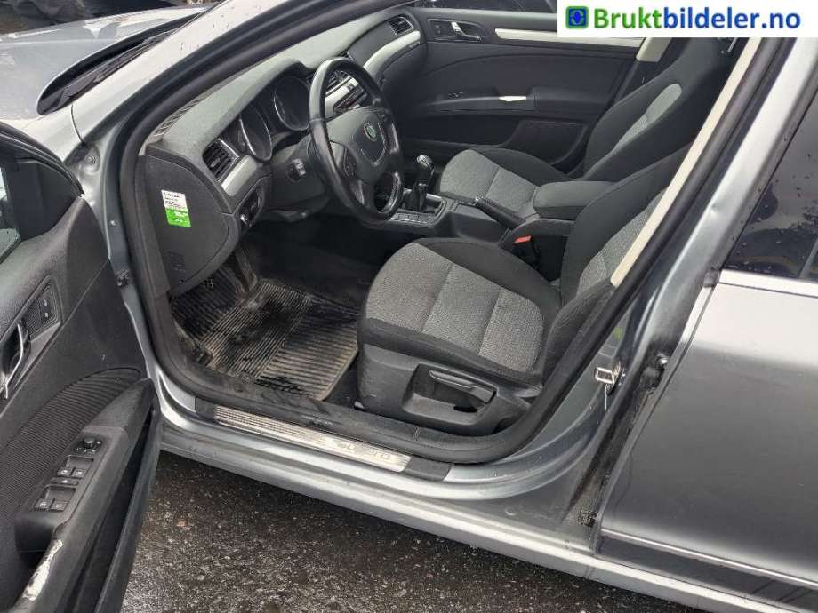 Škoda Superb 2008-2015 (Type II) , Motorkode: CFFB;CLJA, Girkassekode: LHD