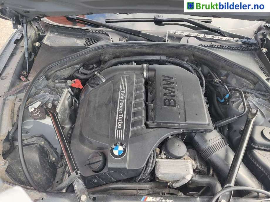 BMW 5-Serie 2010-2017 (F10/F11) (F10/F11), Motorkode: N55-B30A, Girkassekode: GA8HP45Z - 4WD