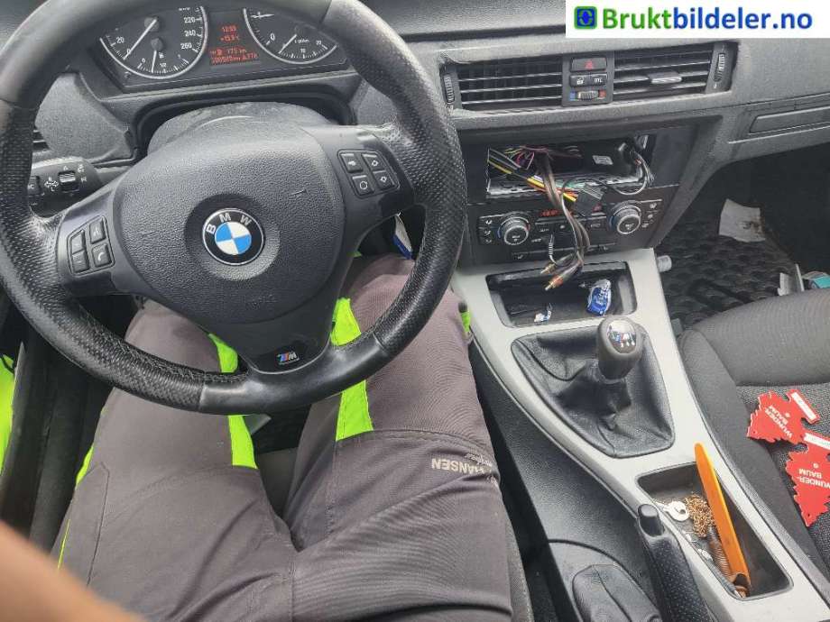 BMW 3-Serie 2005-2011 (E90/E91/E92/E93) (E90/E91/E92/E93), Motorkode: N43-B16A, Girkassekode: 